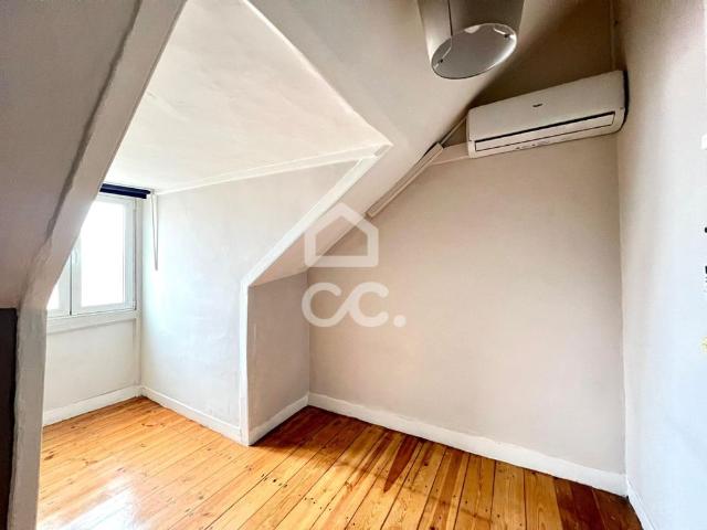 Apartamento alugar em Ponte de Frielas, Santiago Dos Velhos