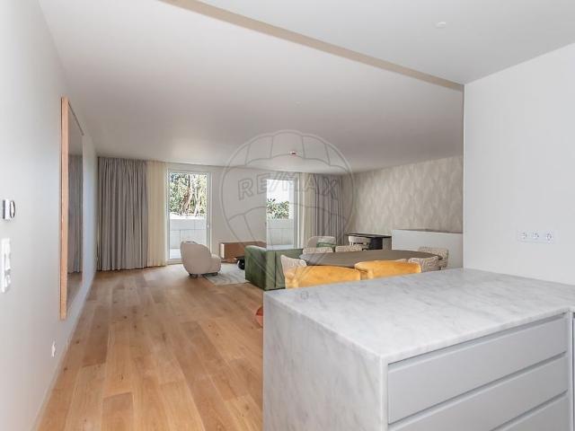 Apartamento alugar em Santo António, Lisboa