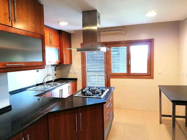 Apartamento alugar em Bairro Olaio, Odivelas