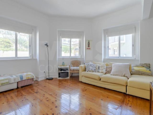 Apartamento alugar em Núcleo Urbano Histórico de Oeiras, Oeiras