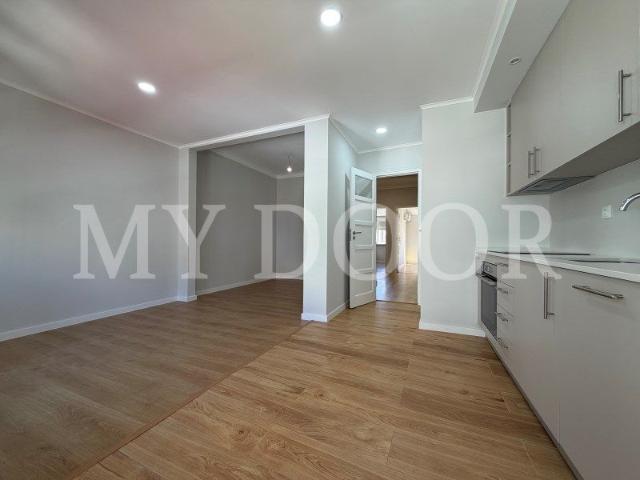Apartamento alugar em Santiago Dos Velhos, Lisboa
