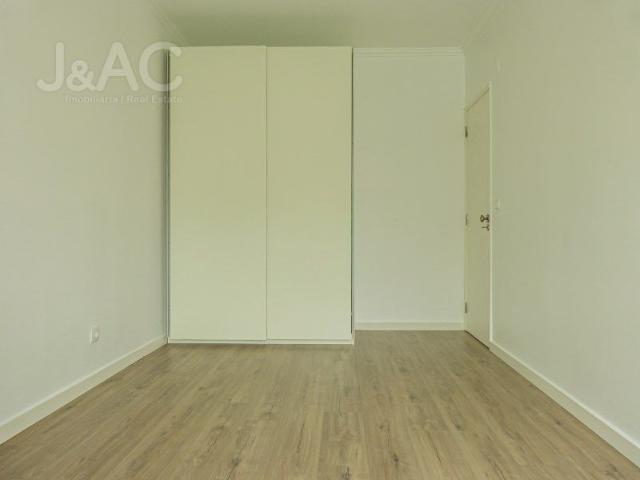 Apartamento alugar em Santo António do Estoril, Cascais