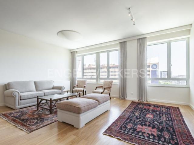Apartamento alugar em Avenidas Novas, Lisboa