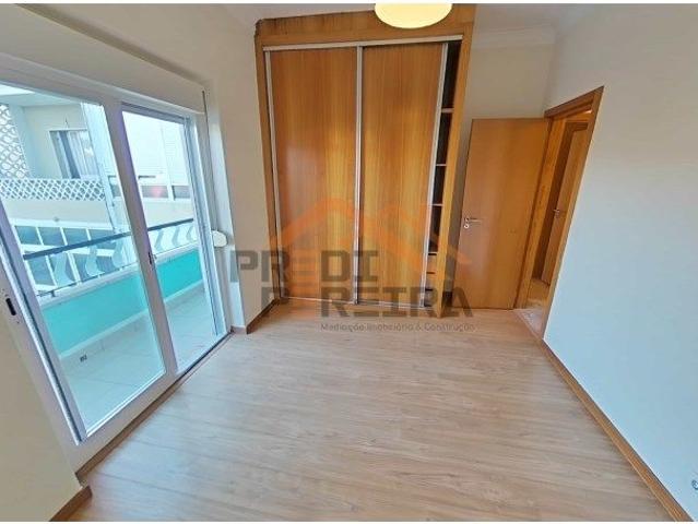 Apartamento alugar em Bairro Olaio, Odivelas