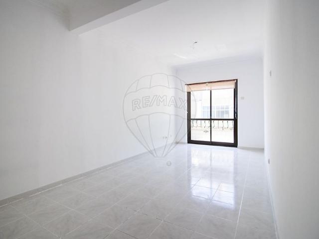 Apartamento alugar em Falagueira, Amadora