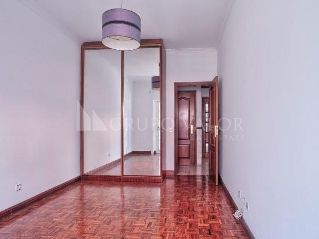 Apartamento alugar em Bairro Olaio, Odivelas