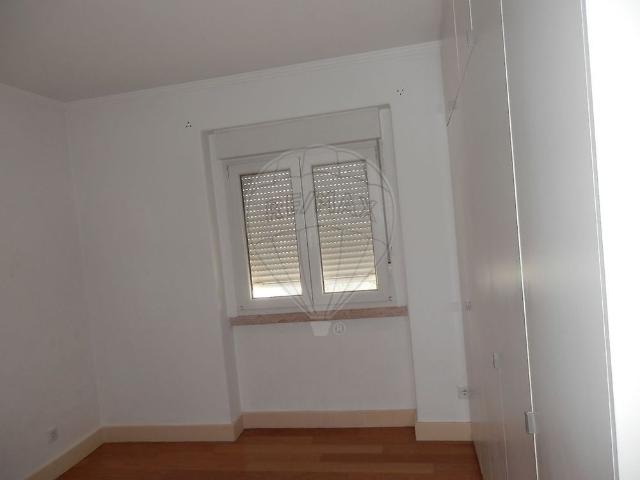 Apartamento alugar em Estrela, Lisboa