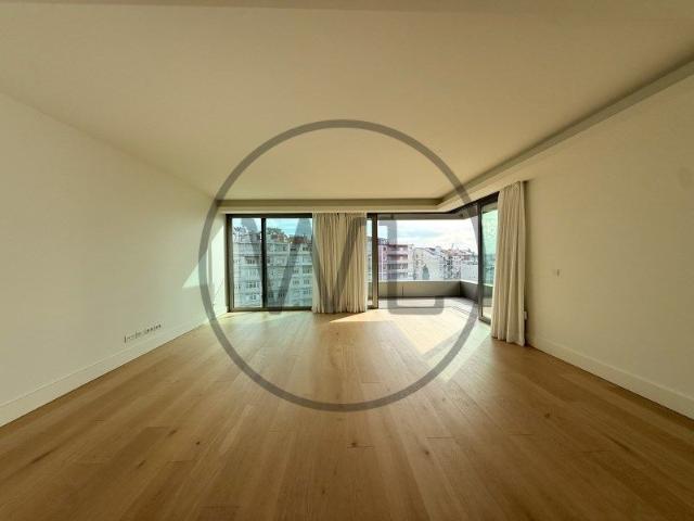 Apartamento alugar em Estrela, Lisboa