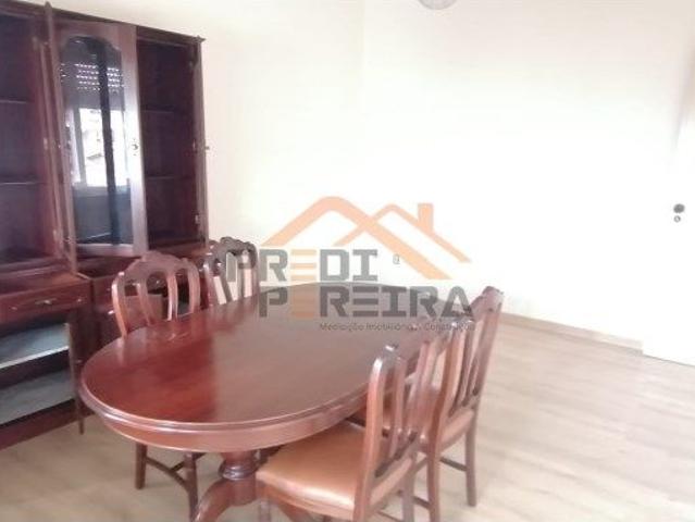 Apartamento alugar em Bairro Olaio, Odivelas