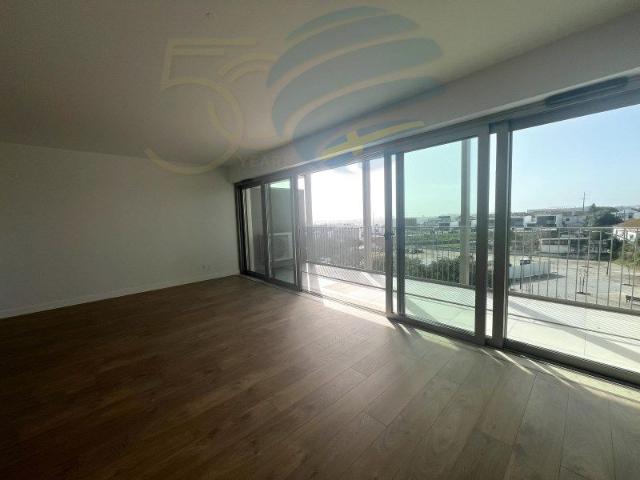 Apartamento alugar em Núcleo Urbano Histórico do Porto Salvo, Oeiras