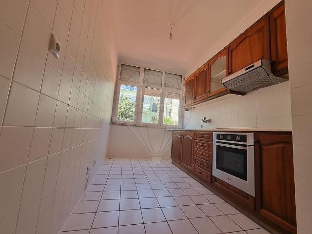 Apartamento alugar em Villa Park, Amadora