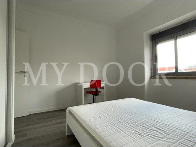 Apartamento alugar em Santiago Dos Velhos, Lisboa