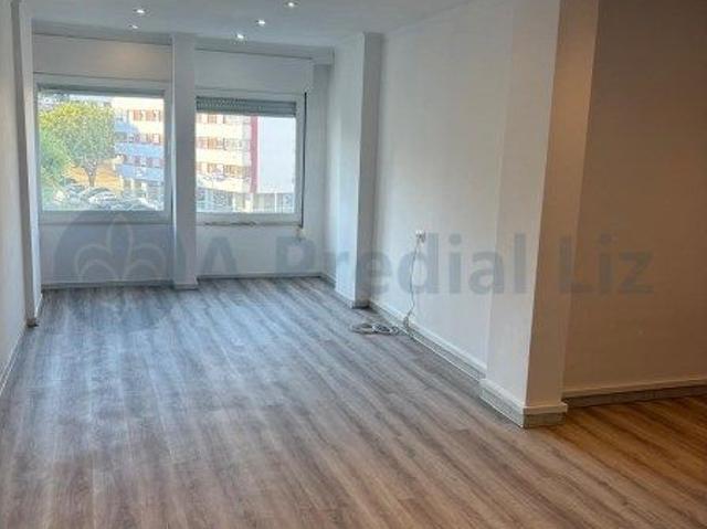 Apartamento alugar em Cais de Vila Franca de Xira, Vila Franca De Xira