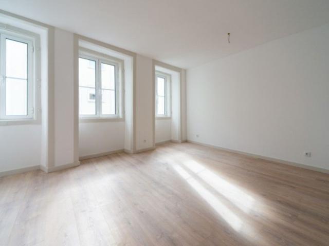 Apartamento alugar em Santo António, Lisboa