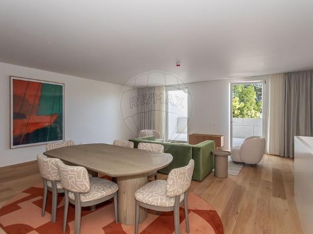 Apartamento alugar em Santo António, Lisboa