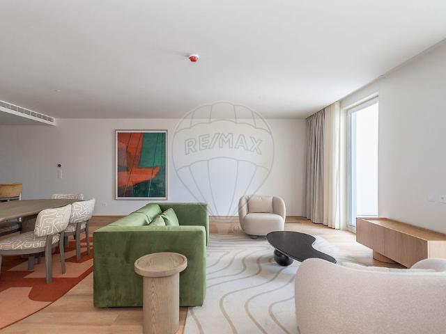 Apartamento alugar em Santo António, Lisboa