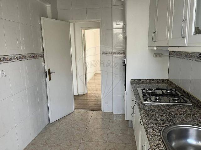Apartamento alugar em Idanha, Sintra