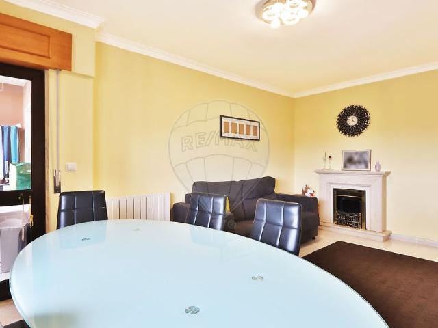 Apartamento alugar em Casal do Cotão, Sintra