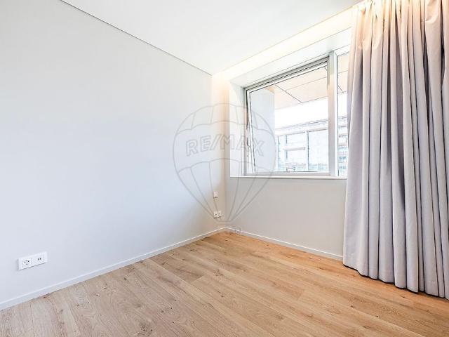 Apartamento alugar em Núcleo Urbano Histórico de Oeiras, Oeiras