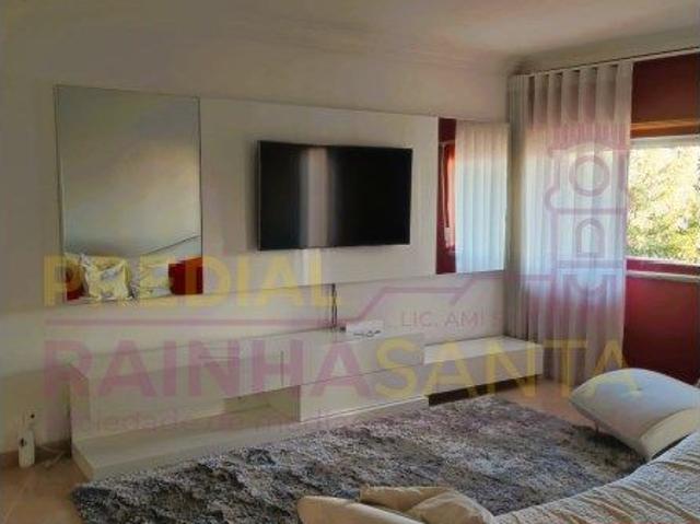 Apartamento alugar em Bairro Olaio, Odivelas