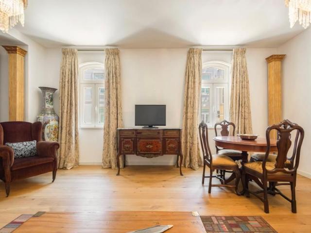 Apartamento alugar em Estrela, Lisboa