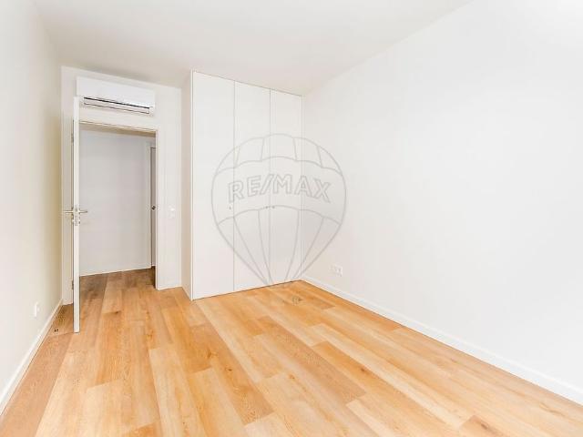 Apartamento alugar em Núcleo Urbano Histórico de Oeiras, Oeiras