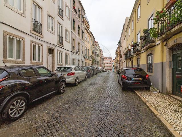Apartamento alugar em Estrela, Lisboa