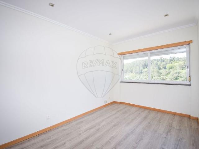 Apartamento alugar em Ribeira Acima, Oeiras