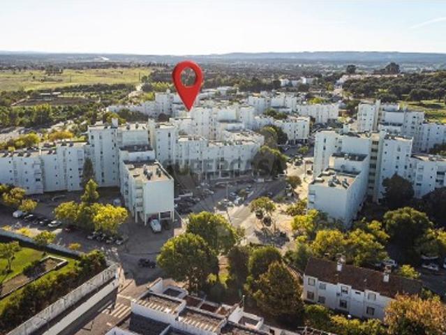 Casa venda em Vila Académica, Évora