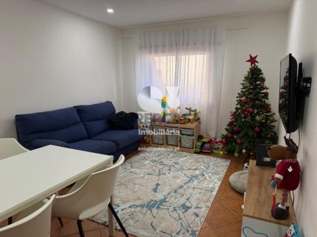 Casa venda em Marinha Grande, Leiria