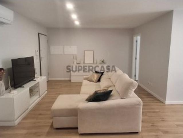 Casa venda em Bairro Francisco Sá Carneiro, Leiria