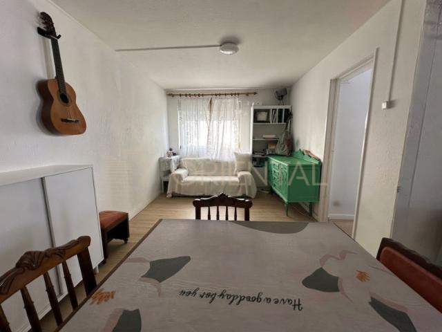 Apartamento venda em Bairro das Amendoeiras, Lisboa