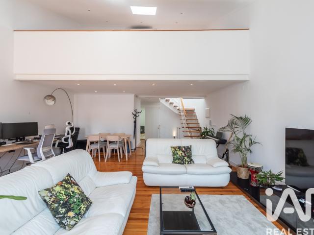 Apartamento alugar em Mercês, Lisboa