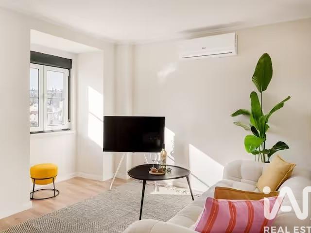 Apartamento alugar em Mercês, Lisboa
