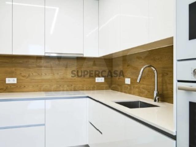 Casa venda em Pederneira, Leiria