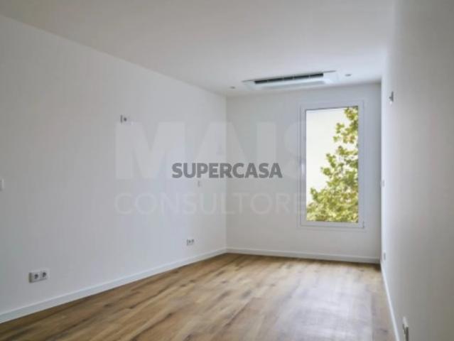 Casa venda em Pederneira, Leiria