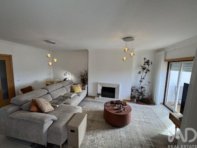 Apartamento venda em Pederneira, Leiria