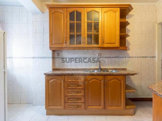 Casa venda em Casal do Chapim, Odivelas