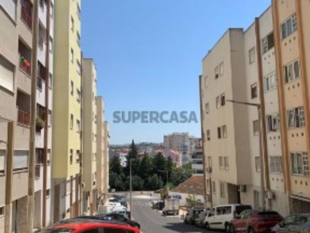 Casa venda em Patameiras, Odivelas