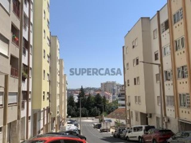 Casa venda em Patameiras, Odivelas