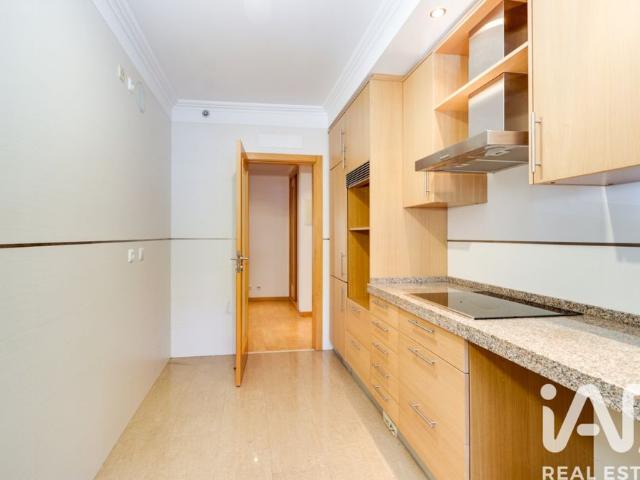 Apartamento alugar em São Julião da Barra, Oeiras