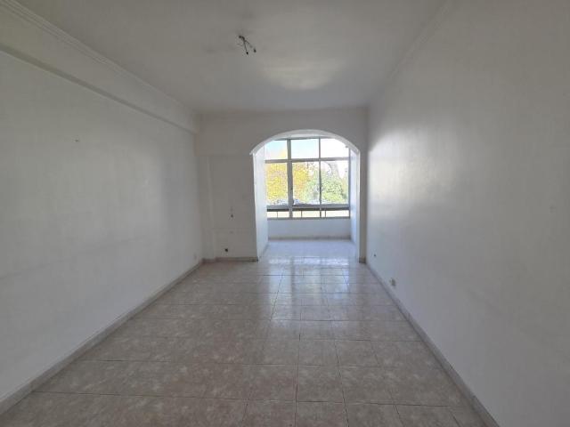 Apartamento venda em Oeiras, Lisboa