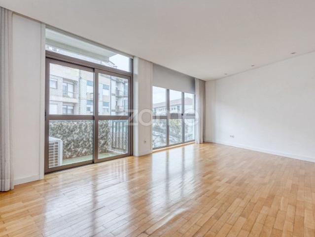 Apartamento alugar em Porto