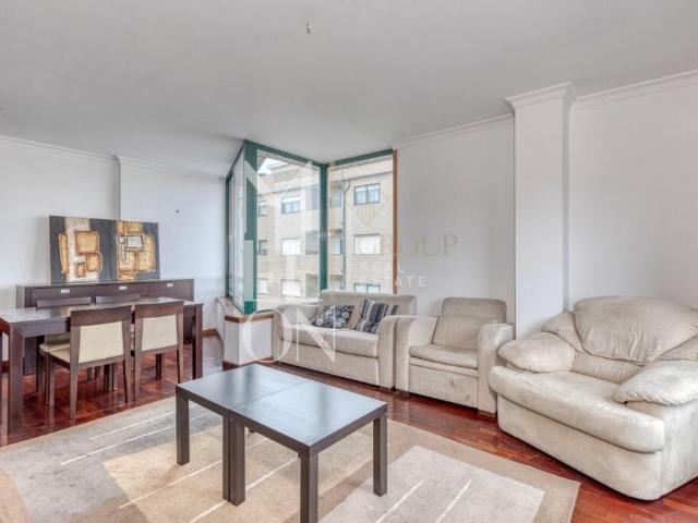 Apartamento alugar em Porto