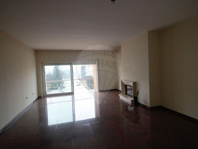 Apartamento alugar em Felgueiras, Sendim