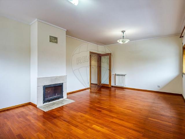 Apartamento alugar em Maia, Barca