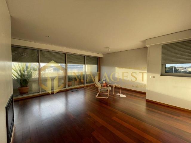 Apartamento alugar em Porto