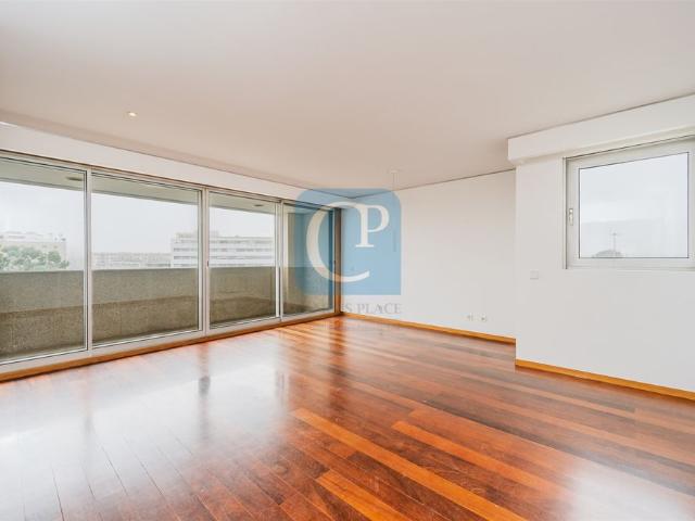Apartamento alugar em Porto