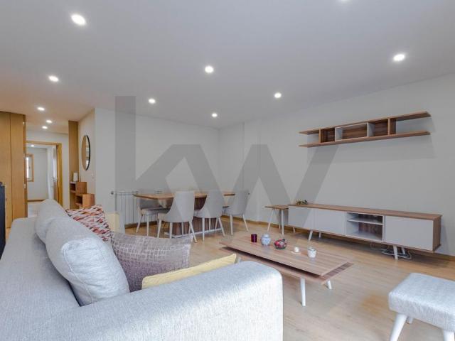 Apartamento alugar em Vila Nova De Gaia, Porto