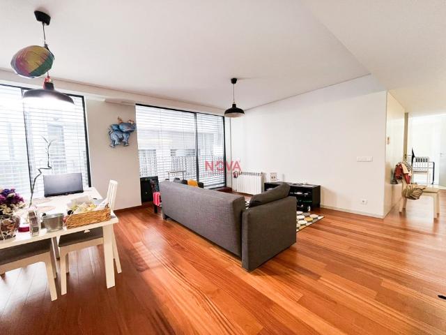 Apartamento alugar em Porto, Cedofeita